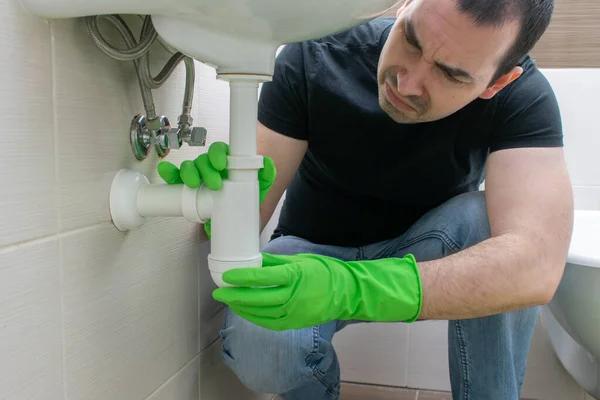 How to Choose the Right Plumber for Your Needs