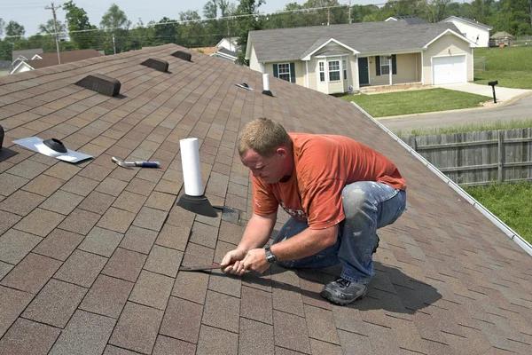 Signs of Roof Wear and Tear in Greenville That Call for Replacement