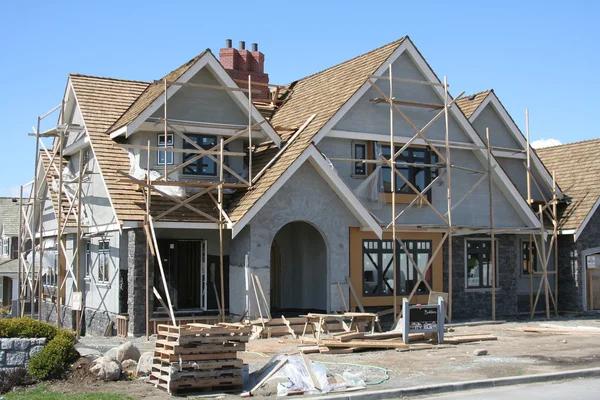 Roof Replacement San Marcos: Comparing Asphalt, Metal, and Tile Roofing