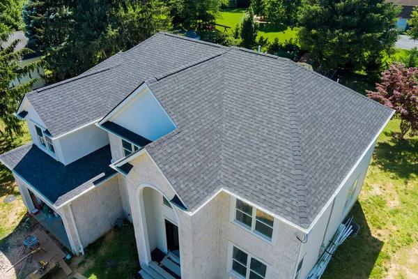 Finding the Right Roofing Contractor in Fairfax for Your Project