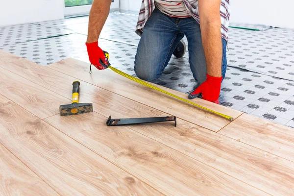 The Cost Factors of Hiring a Flooring Installation Contractor