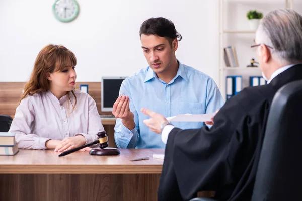 What a Seattle Family Attorney Does for Families